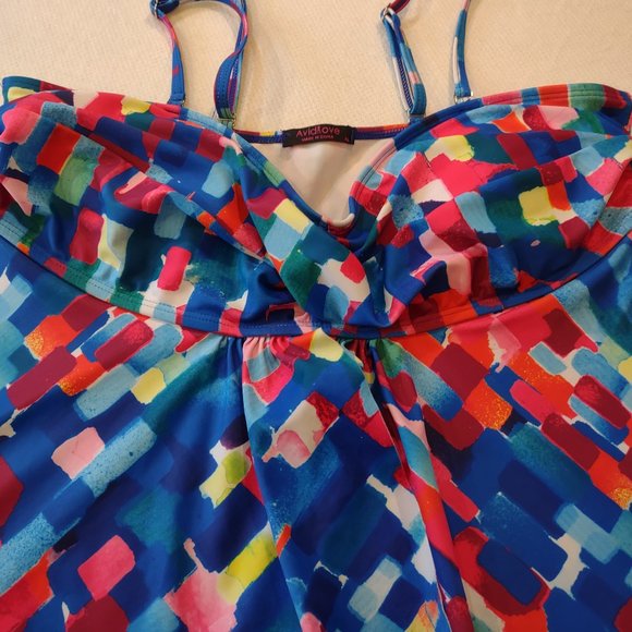 AVID LOVE SWIMSUIT TOP ONLY MULTICOLORED GEOMETRIC WOMAN'S SIZE XL LONG MODEST - Picture 3 of 5